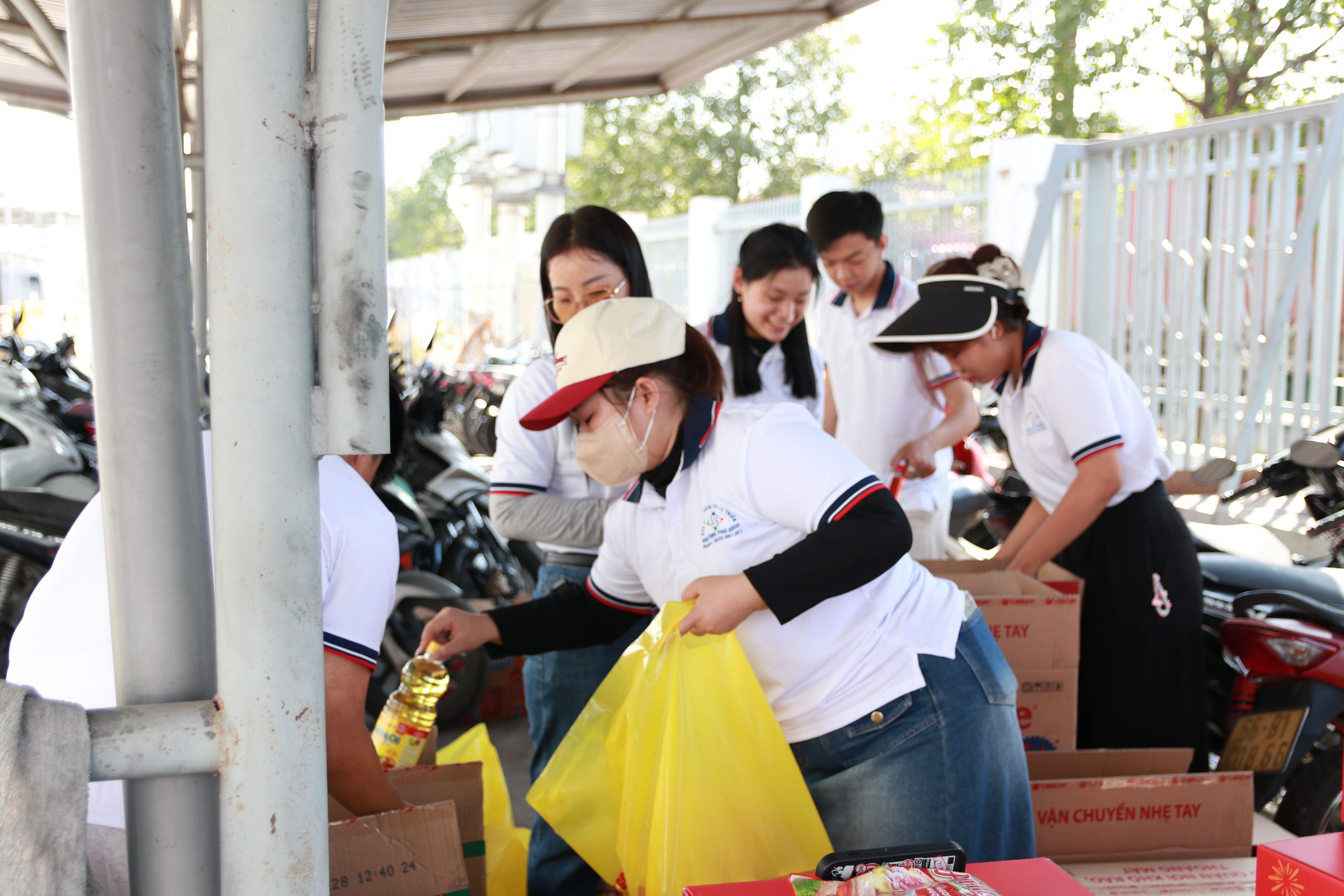 CUNG ỨNG LAO ĐỘNG HƯNG THỊNH PHÚ GROUP